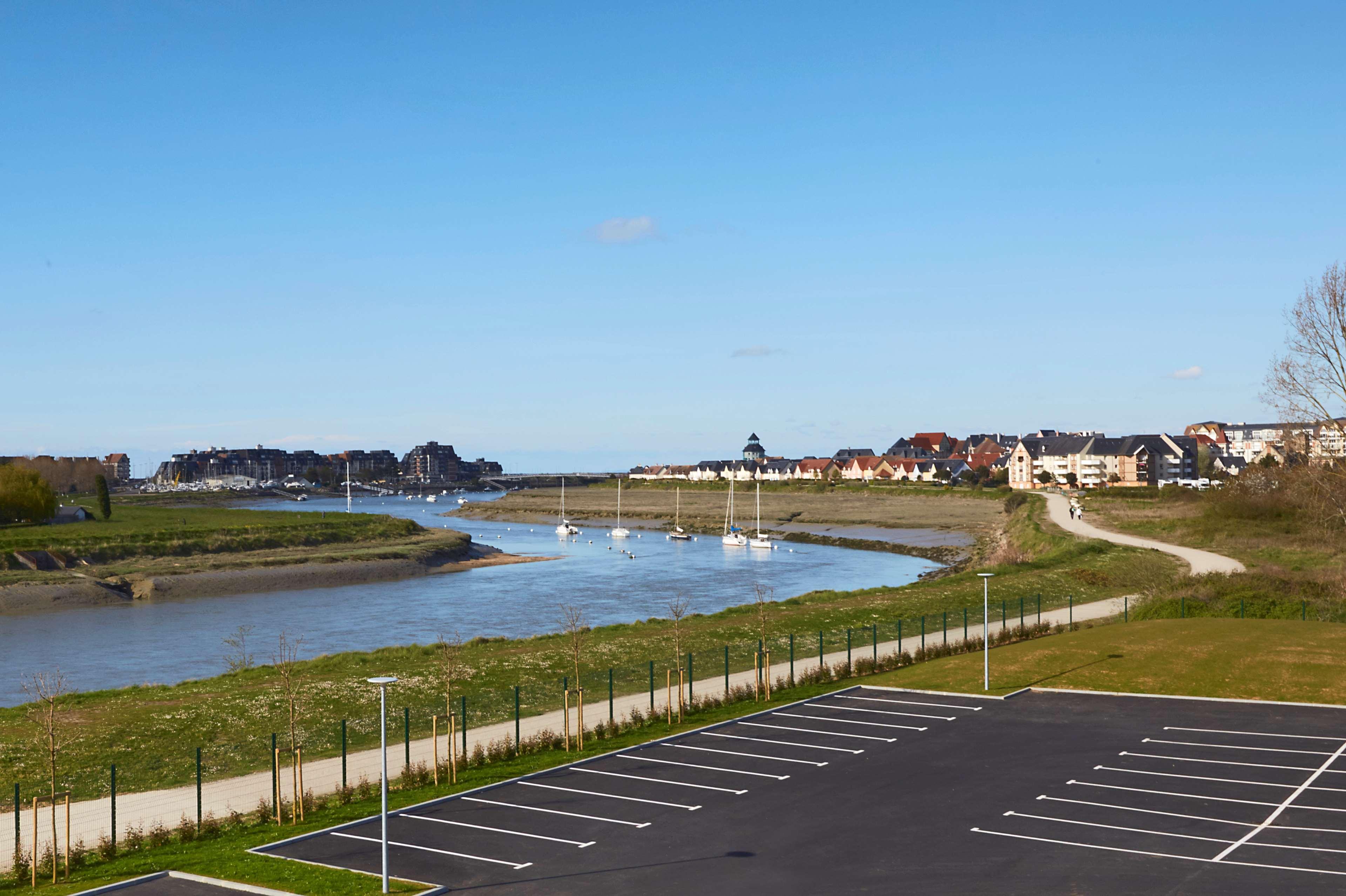 Kyriad Prestige Residence & Spa Cabourg-Dives-Sur-Mer Exterior foto